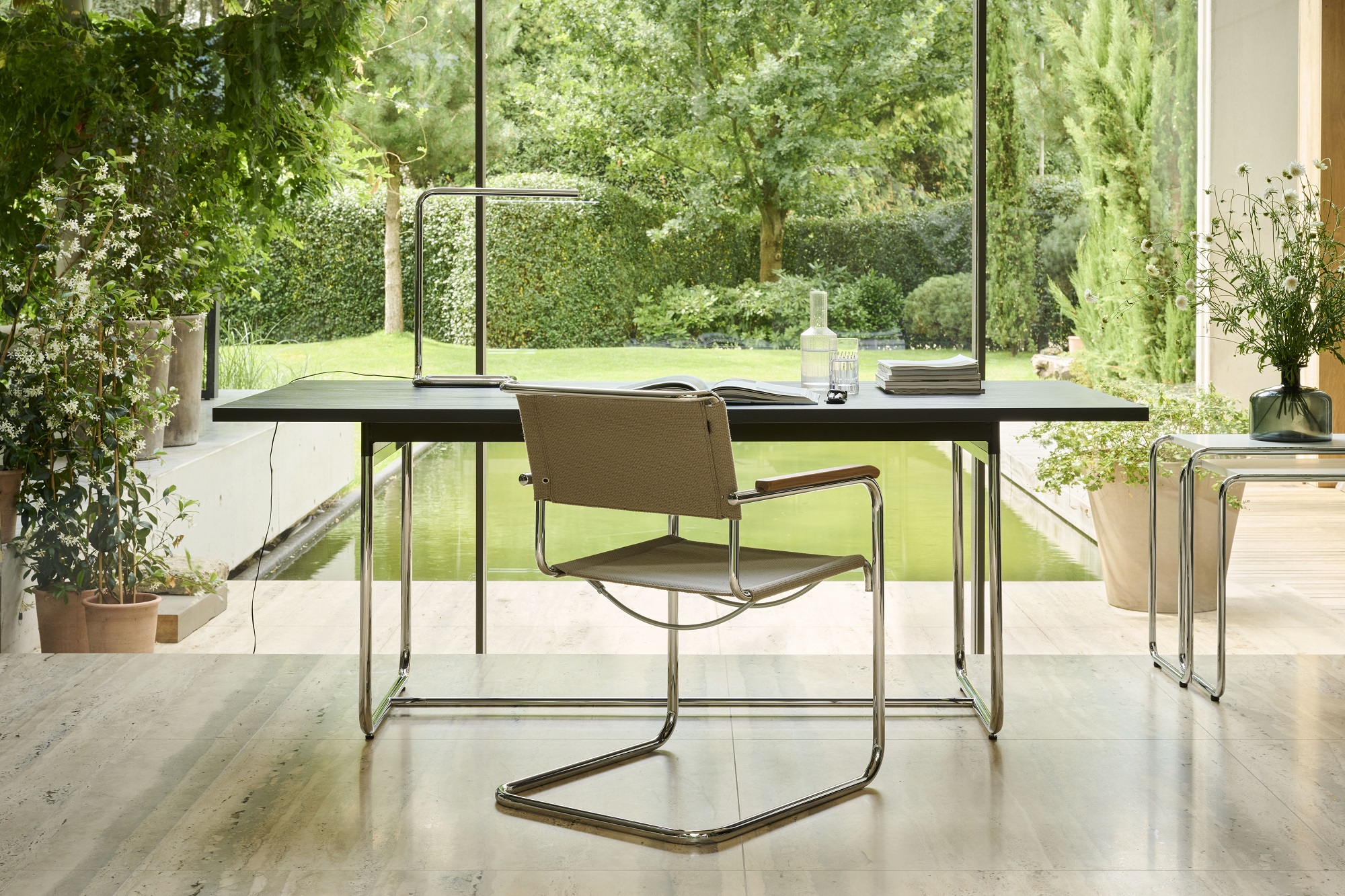 S 34 V / S34 V Freischwinger Thonet