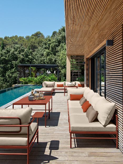 Rivage halbhoher Tisch Outdoor B 85 x T 85 x H 60 cm Fermob