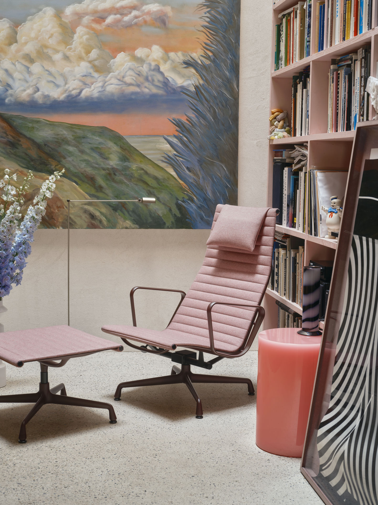 Aluminium Chair EA125 / EA 125 Hocker Vitra