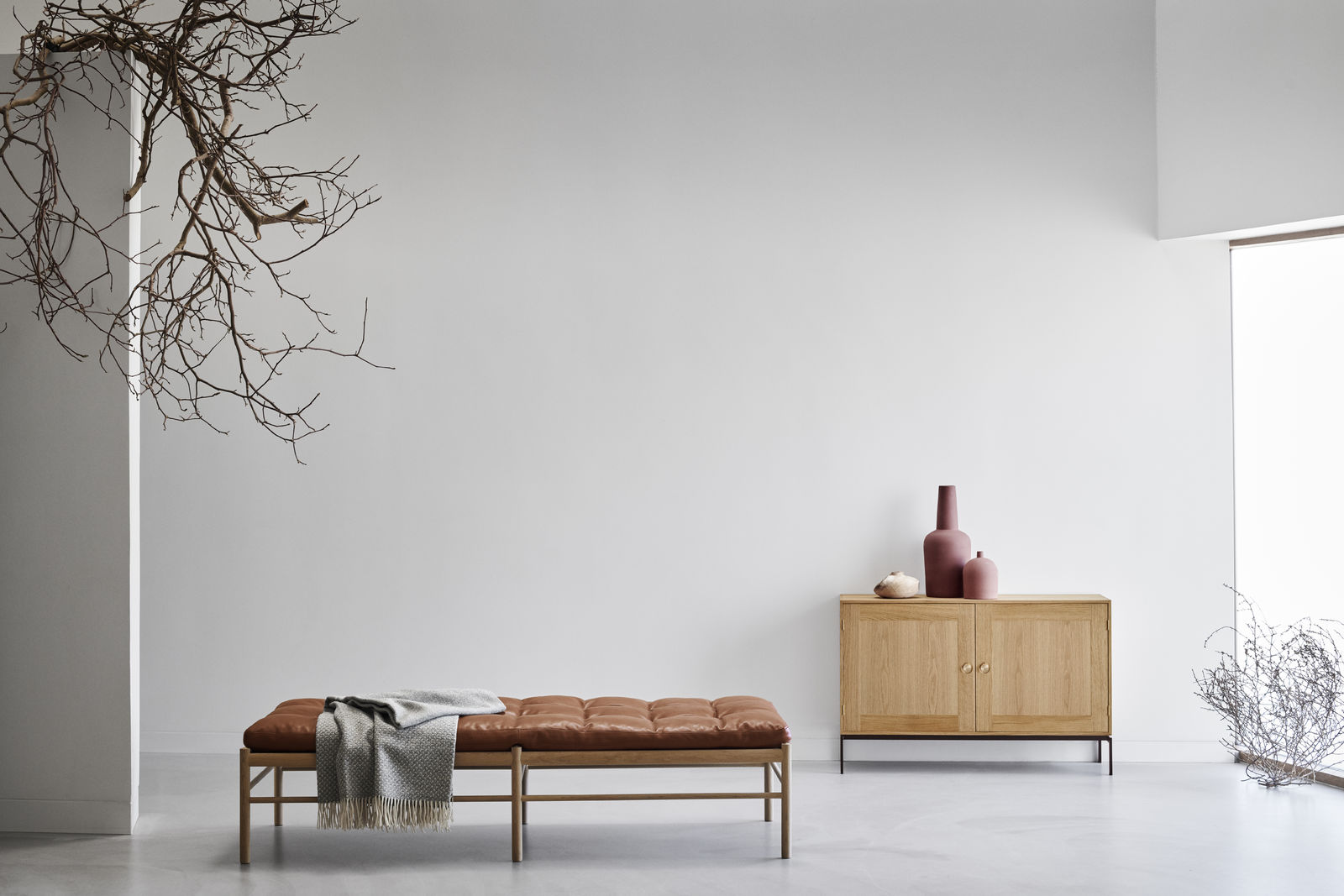 FK63 Bücherregal System Horizontal 36 cm mit Türen Carl Hansen & Søn