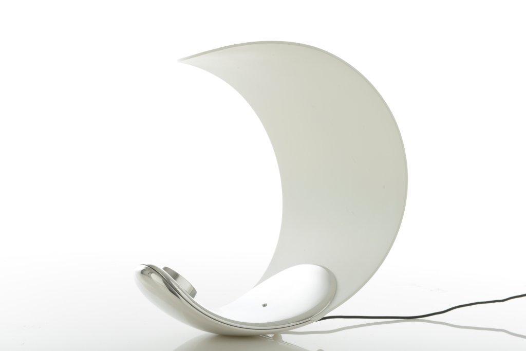 D76 Curl Tischleuchte Luceplan