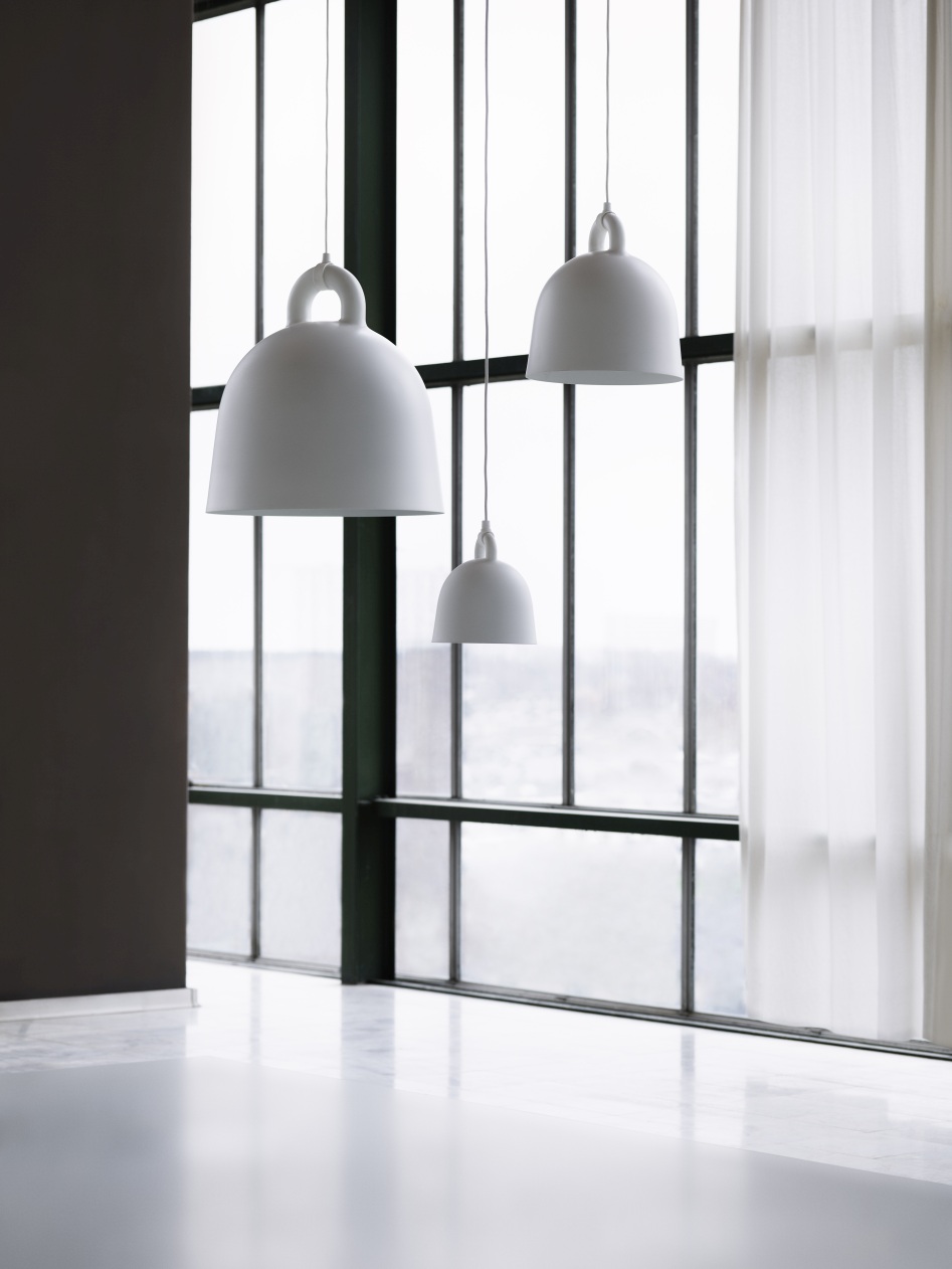 Bell Lamp Hängeleuchte Normann Copenhagen Sand Ø 35 cm