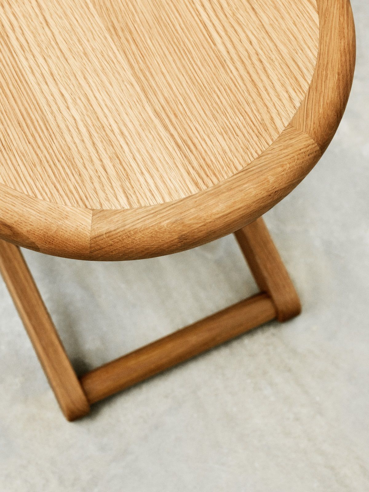 Cinderella Table Tisch / Bügeltisch Design House Stockholm