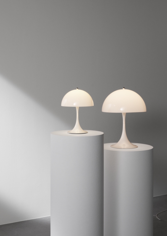 Panthella 250 Portable Akku LED-Tischleuchte Indoor/Outdoor Opal Louis Poulsen 