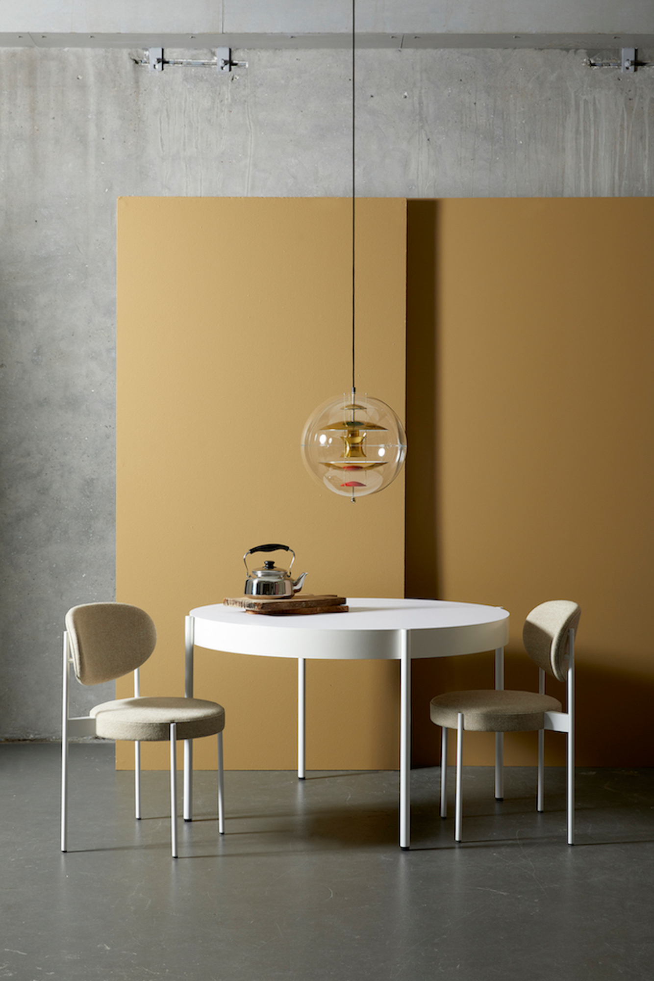 VP Globe Brass Finish Pendelleuchte Verpan