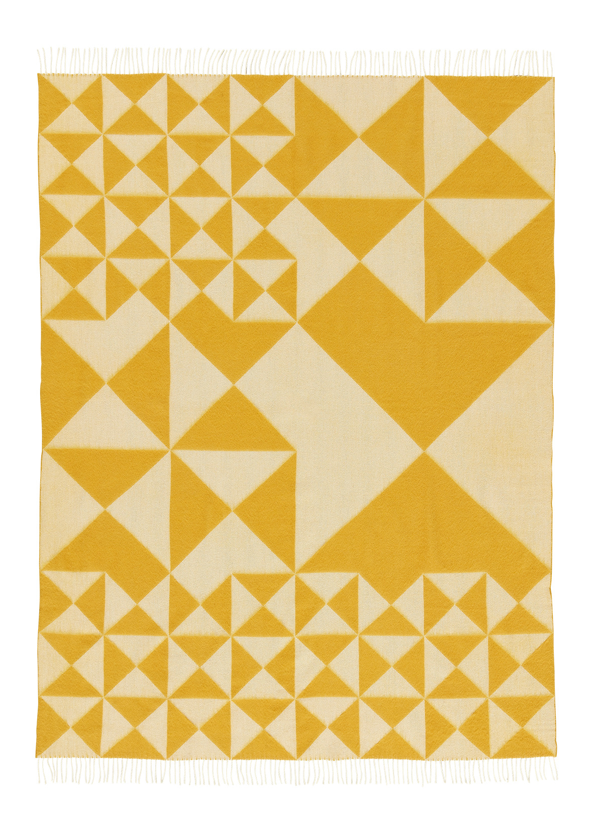 Gelber Verpan Mirror Throw Überwurf mit geometrischem Dreiecksmuster und Fransen. Kuschelige Wohndecke für Sofa oder Bett.