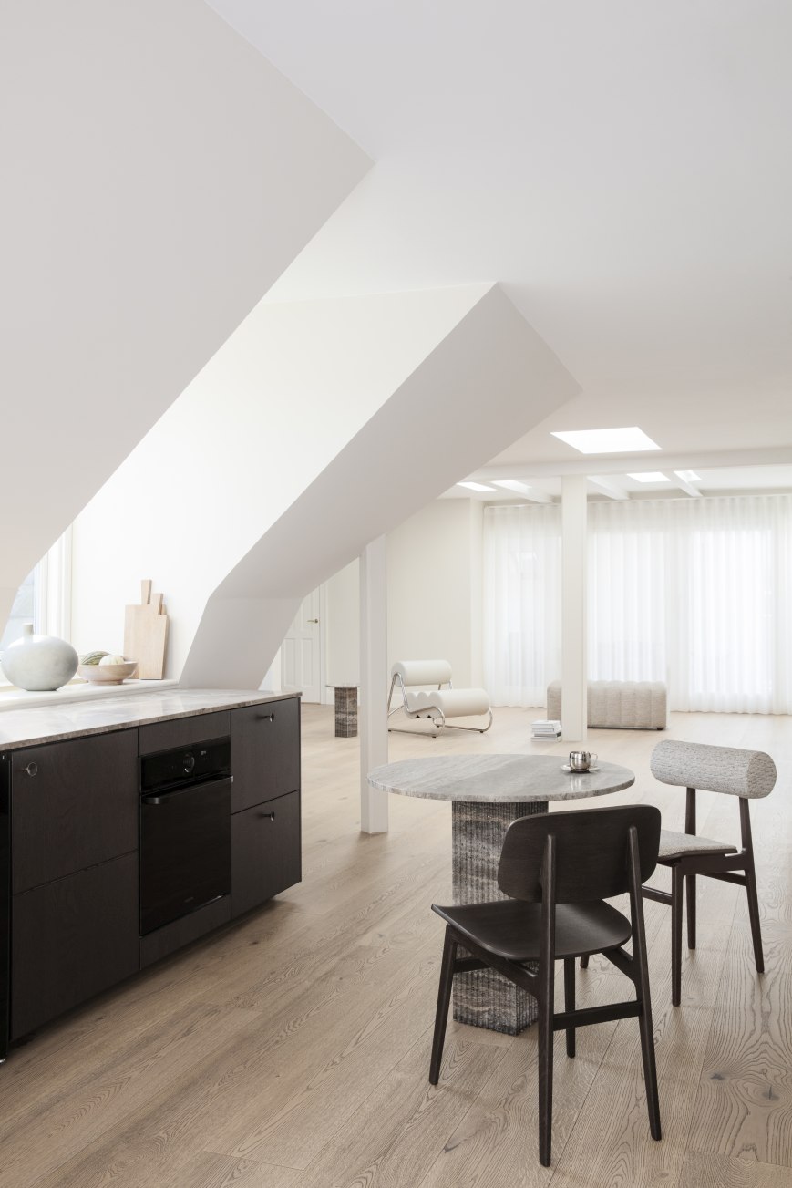 Totem Chair Stuhl Gepolstert NORR11