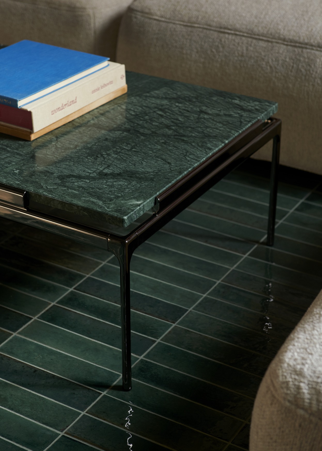 Sett LN12 / LN13 Coffee table Couchtisch AndTradition