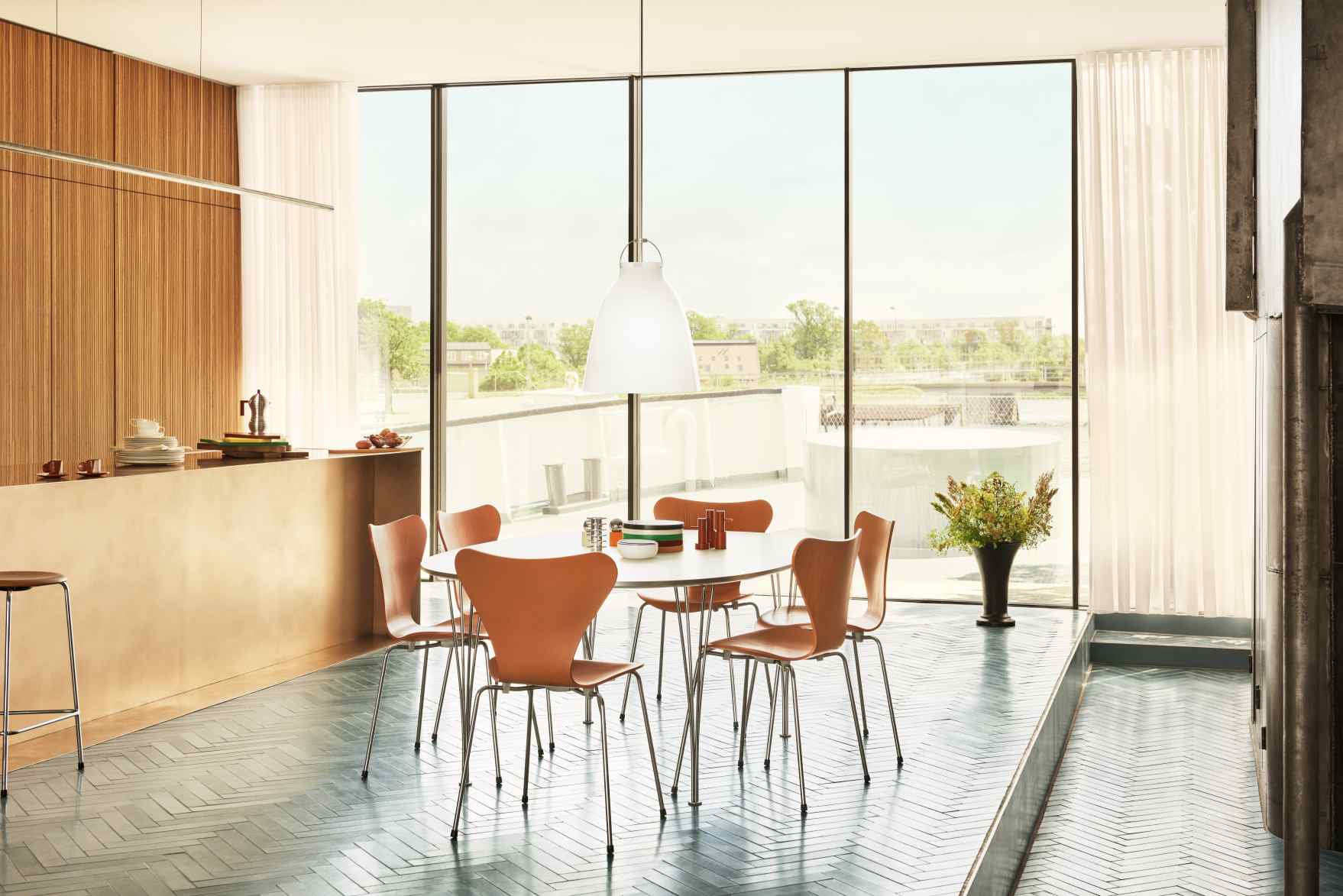 Tischserie Super Elliptisch Fritz Hansen