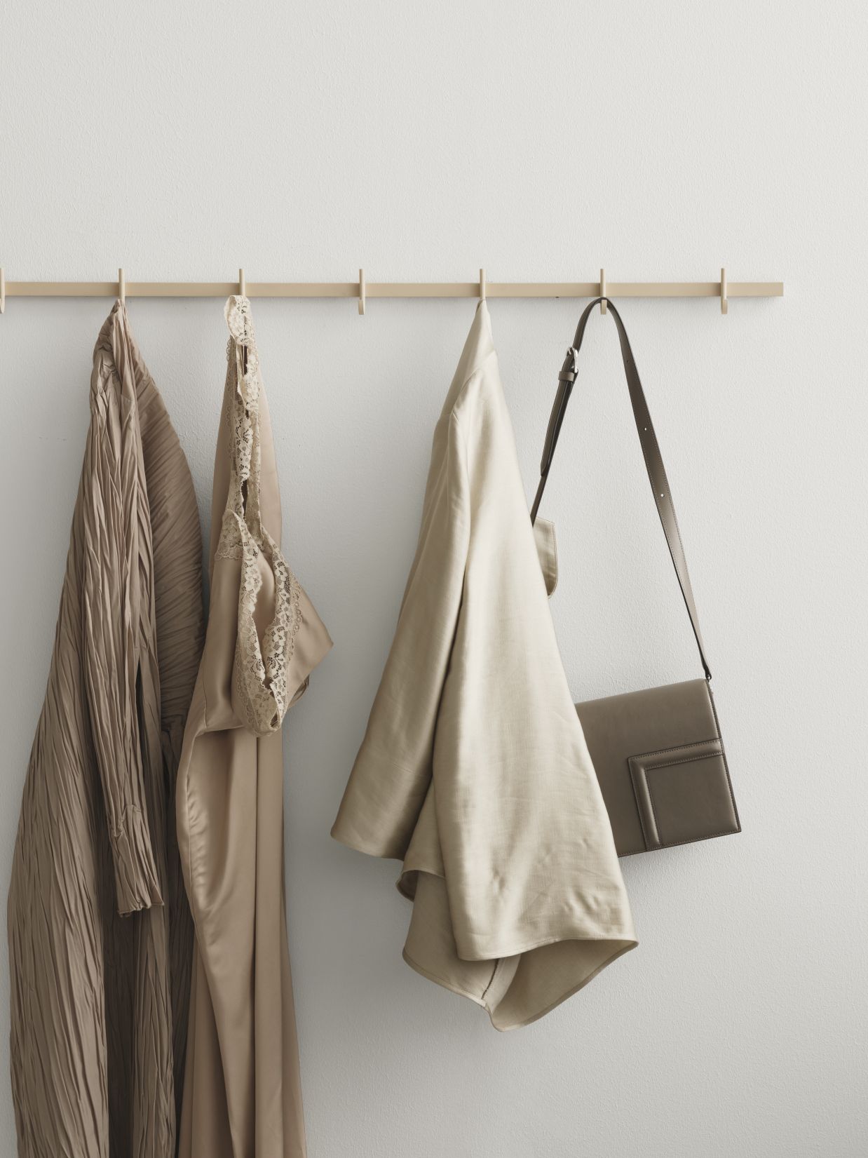 Relief Hakenleiste B123cm weiß String Furniture
