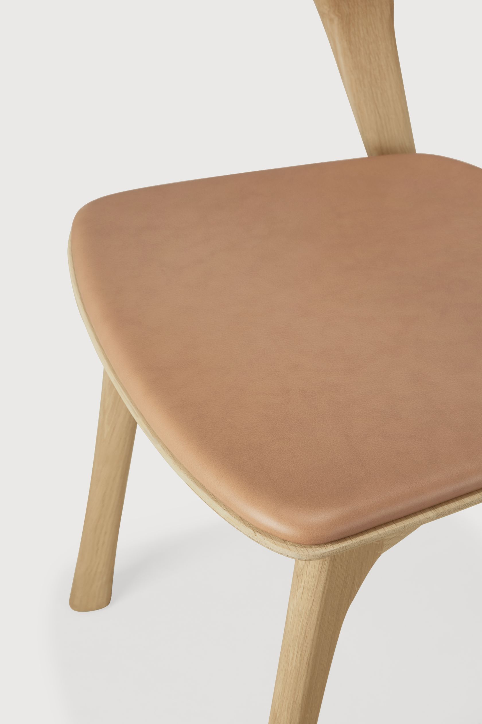 Bok Stuhl lackierte Eiche - Sienna Leder Ethnicraft