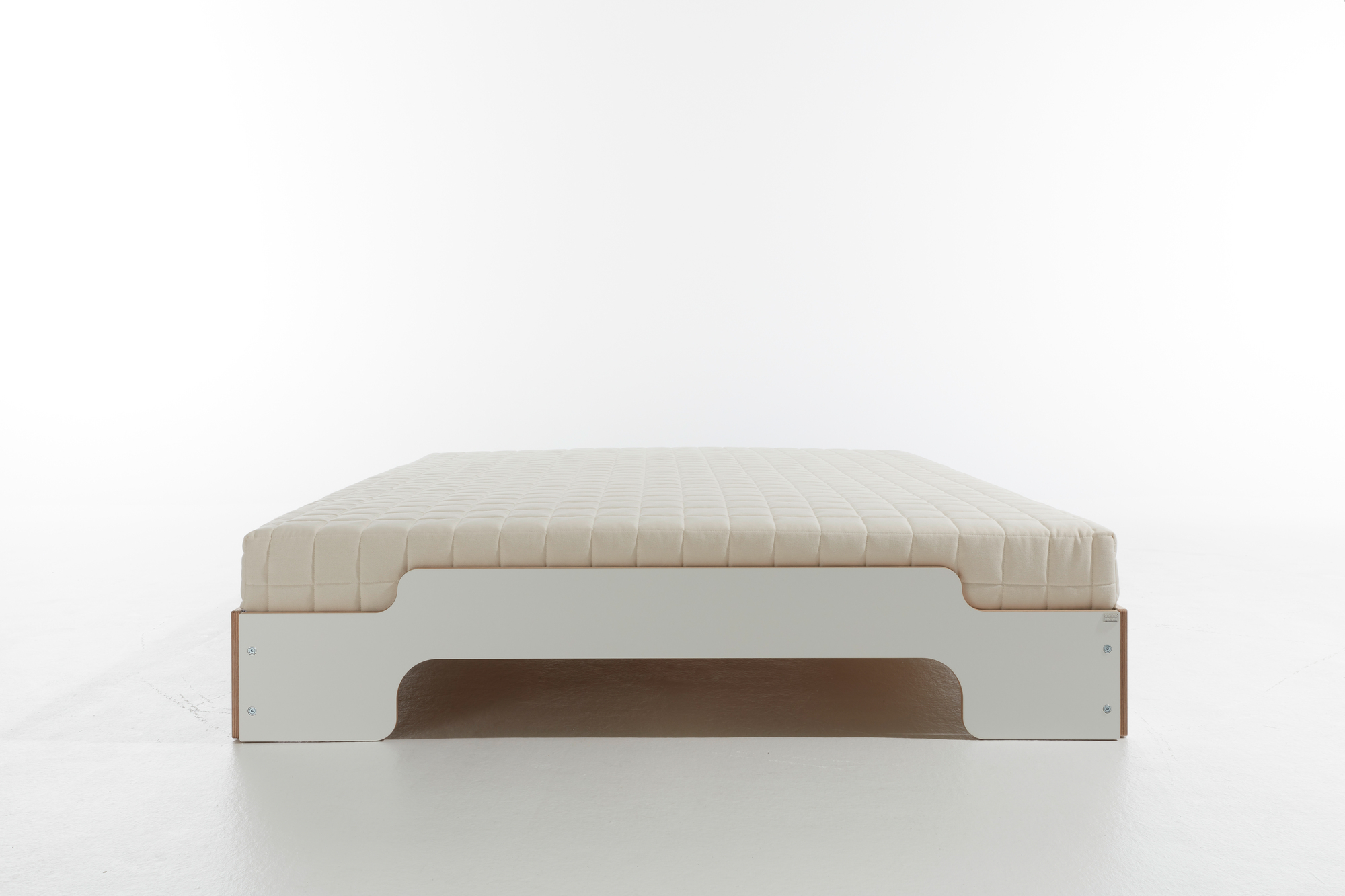 Stapelliege CPL Weiß Komfort Höhe Müller Möbelwerkstätten 200x90 cm