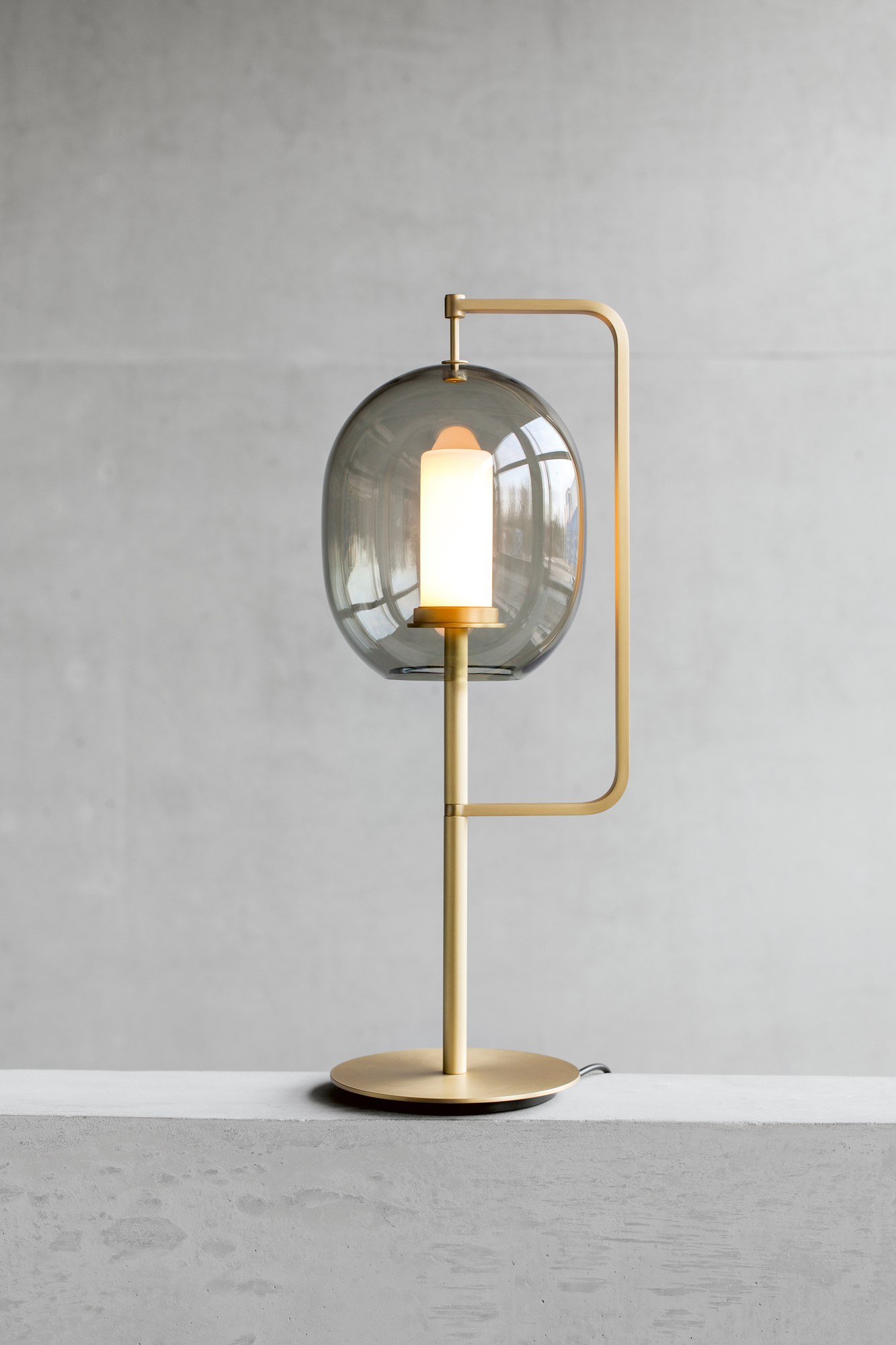 Lantern Light Tischleuchte Messing ClassiCon
