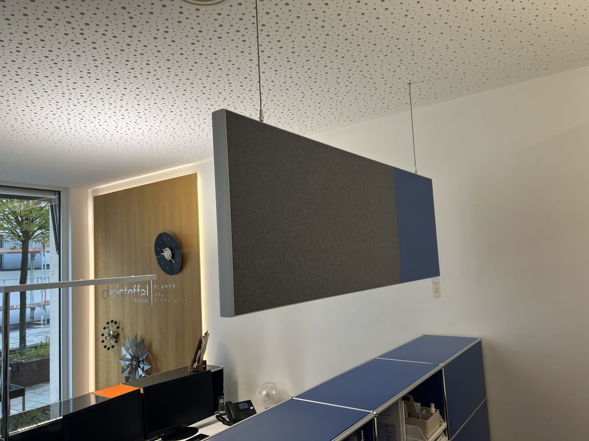 AOS Akustik Pendelwand 180x60 cm hängend AUSSTELLUNGSSTÜCK / GEBRAUCHTMÖBEL