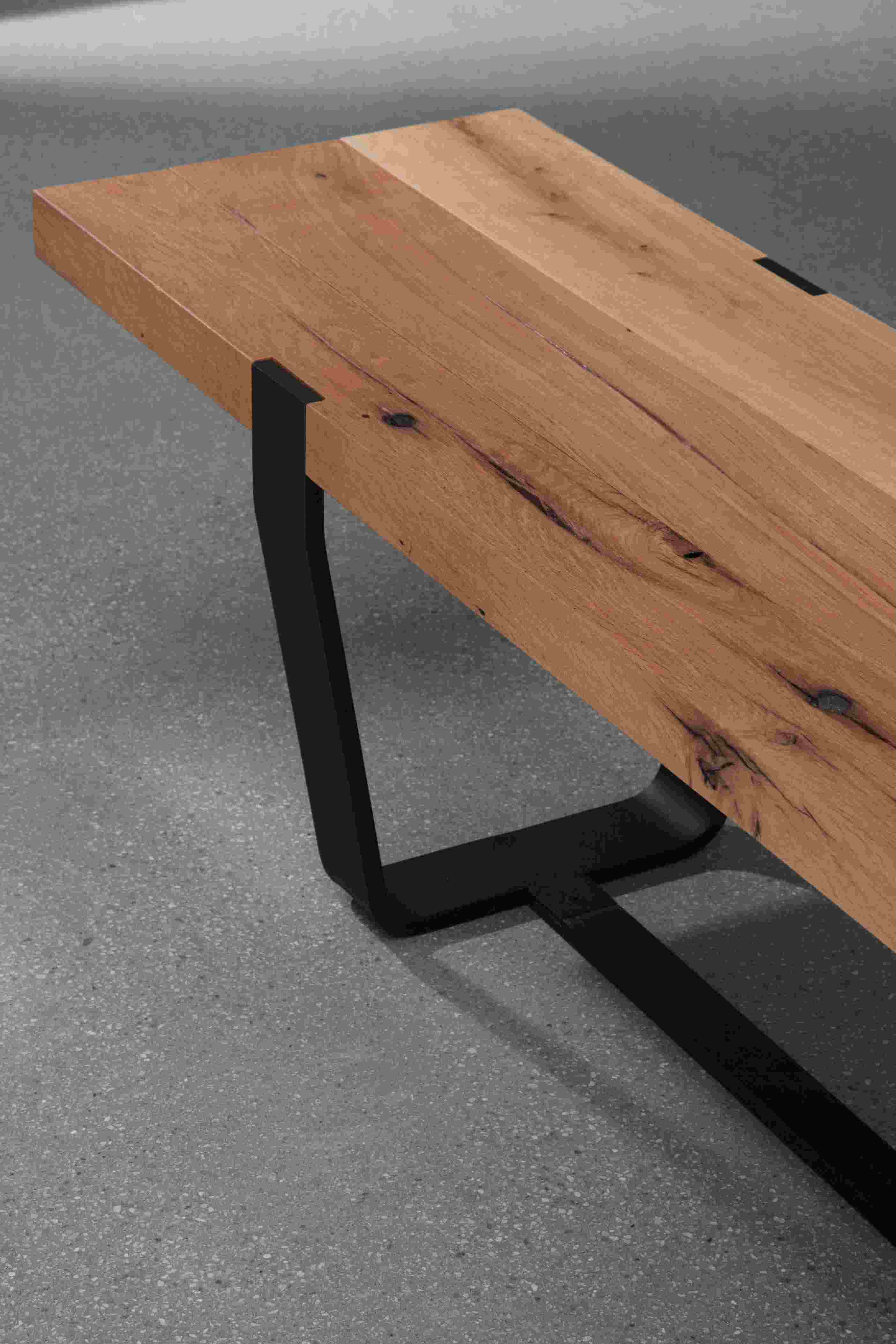 BB 12 Clamp Bank Europäischer Nussbaum Janua