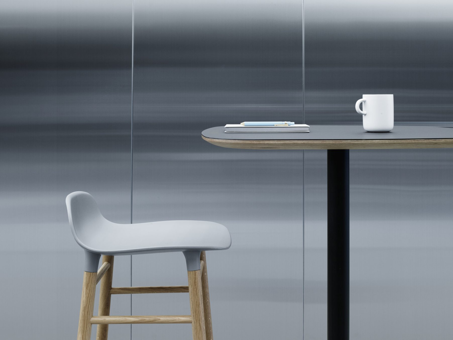 Form Barstool Barhocker H 65 cm Holz Normann Copenhagen