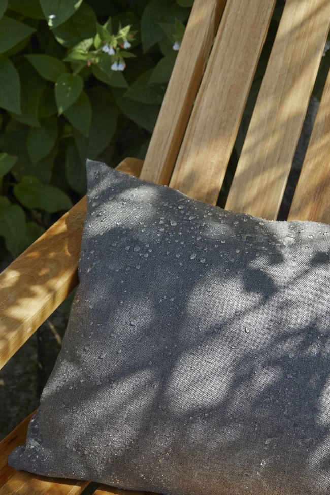 Between Lines Deck Chair Liegestuhl Outdoor Skagerak by Fritz Hansen
