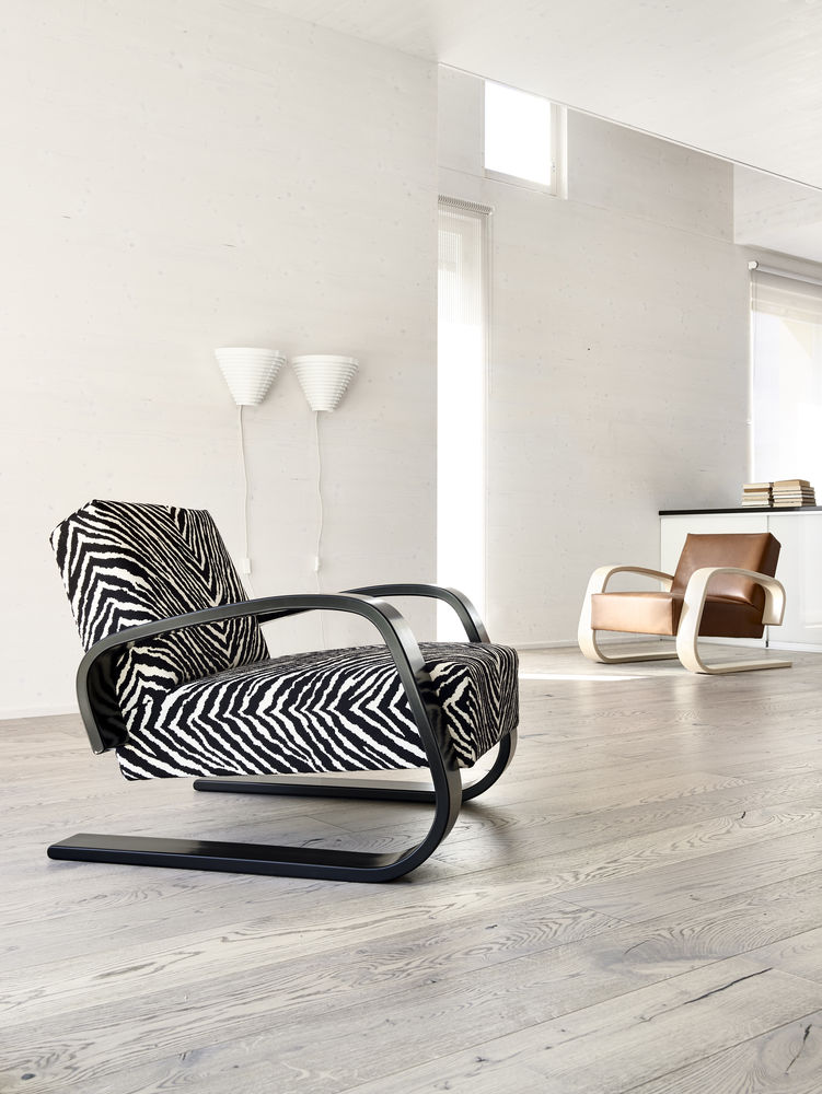 A910 Wandleuchte Artek