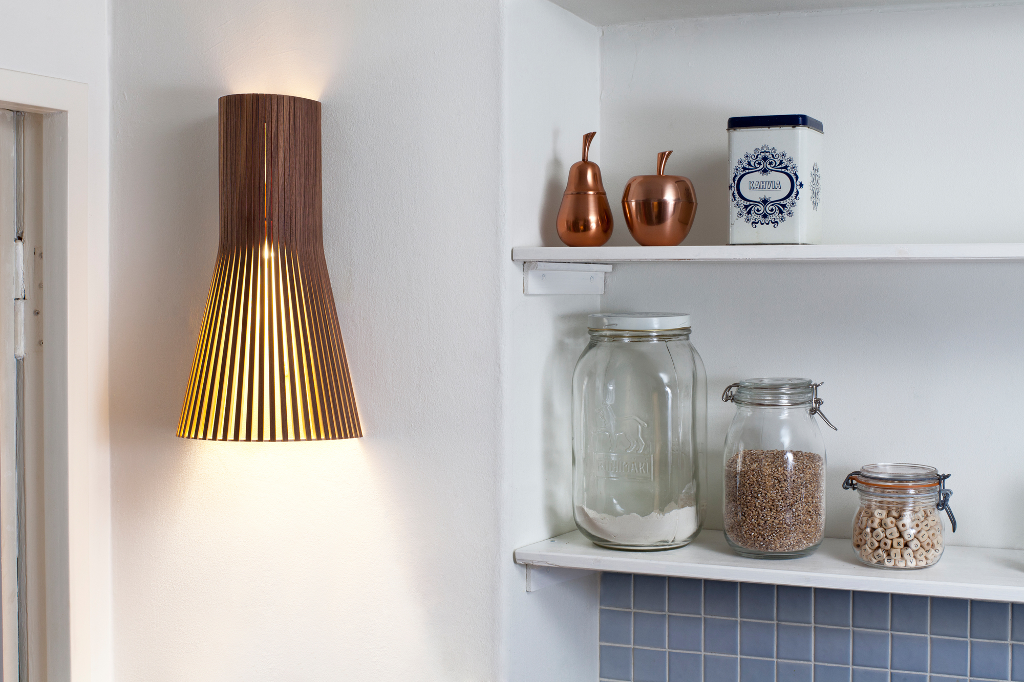 Secto Small 4231 Wandleuchte klein Secto Design Schwarz