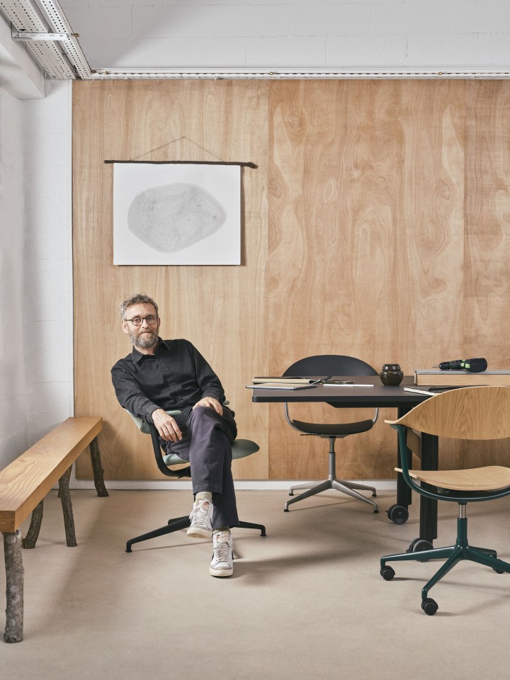 Mynt Rücken und Sitz Kunststoff Bürodrehstuhl Vitra