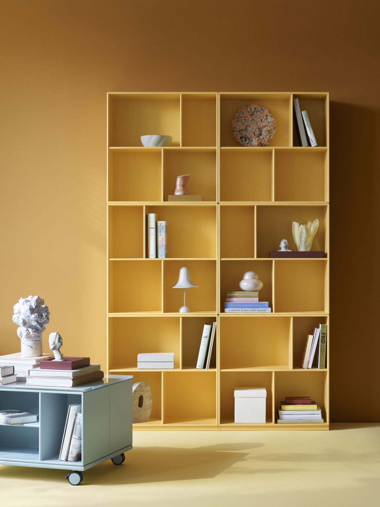 Read Bücherregal Truffle Montana QUICK SHIP