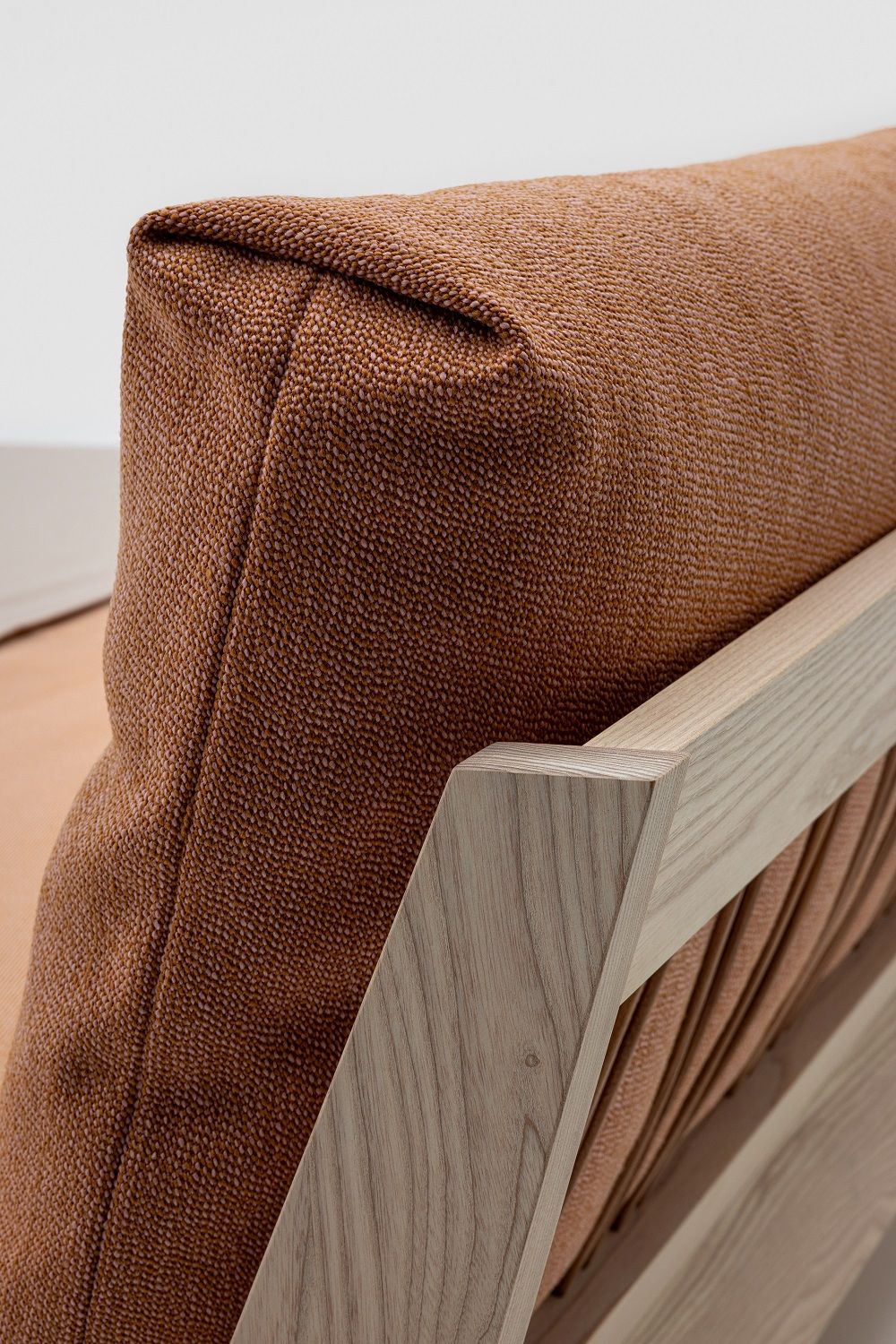 Mellow Bett Massivholz Zeitraum