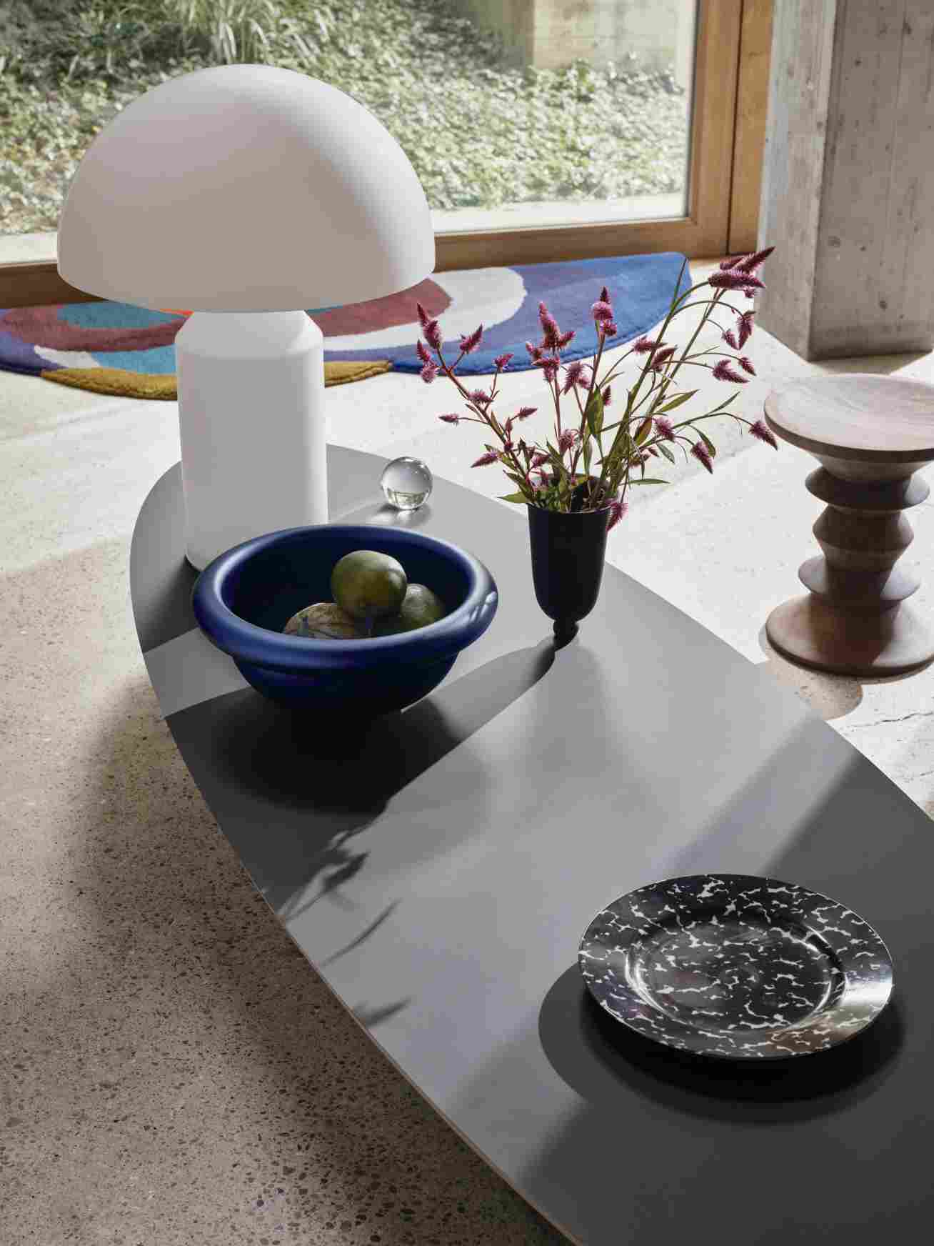 Elliptical Table ETR Eames Tisch / Couchtisch Vitra NEUE VERSION