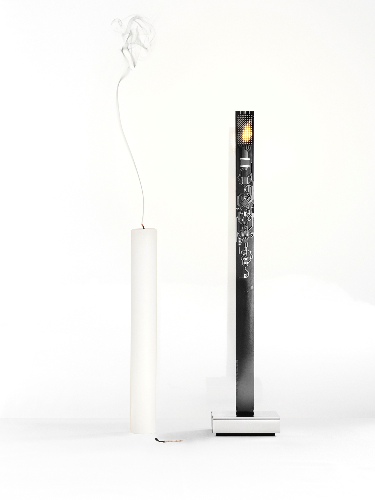 My New Flame USB Tischlampe Platine Schwarz Ingo Maurer