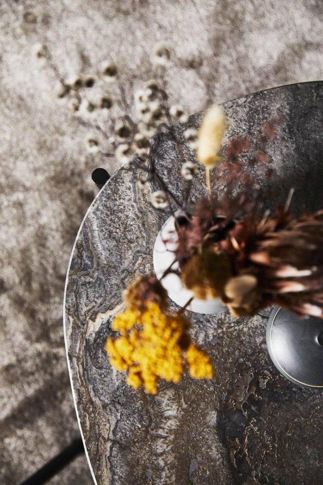 La Terra Ocassional table Couchtisch GROß GRAU MELANGE Woud EINZELSTÜCK