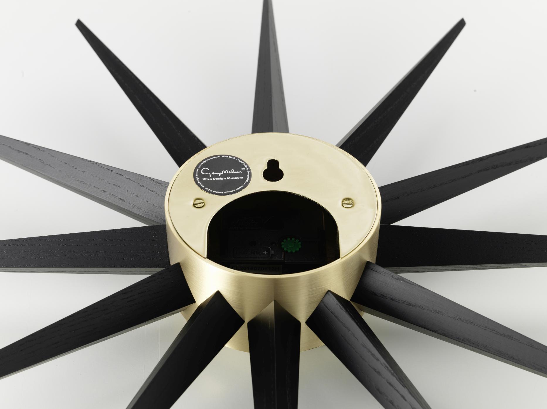 Sunburst Clock Uhr - schwarz / messing Wanduhr Vitra