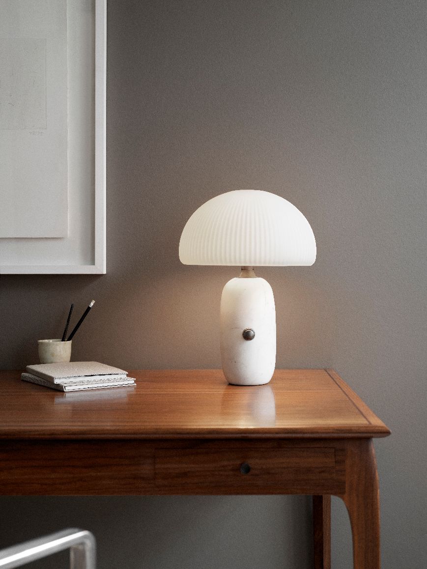 VIPP591 / VIPP592 Sculpture Tischlampe Vipp