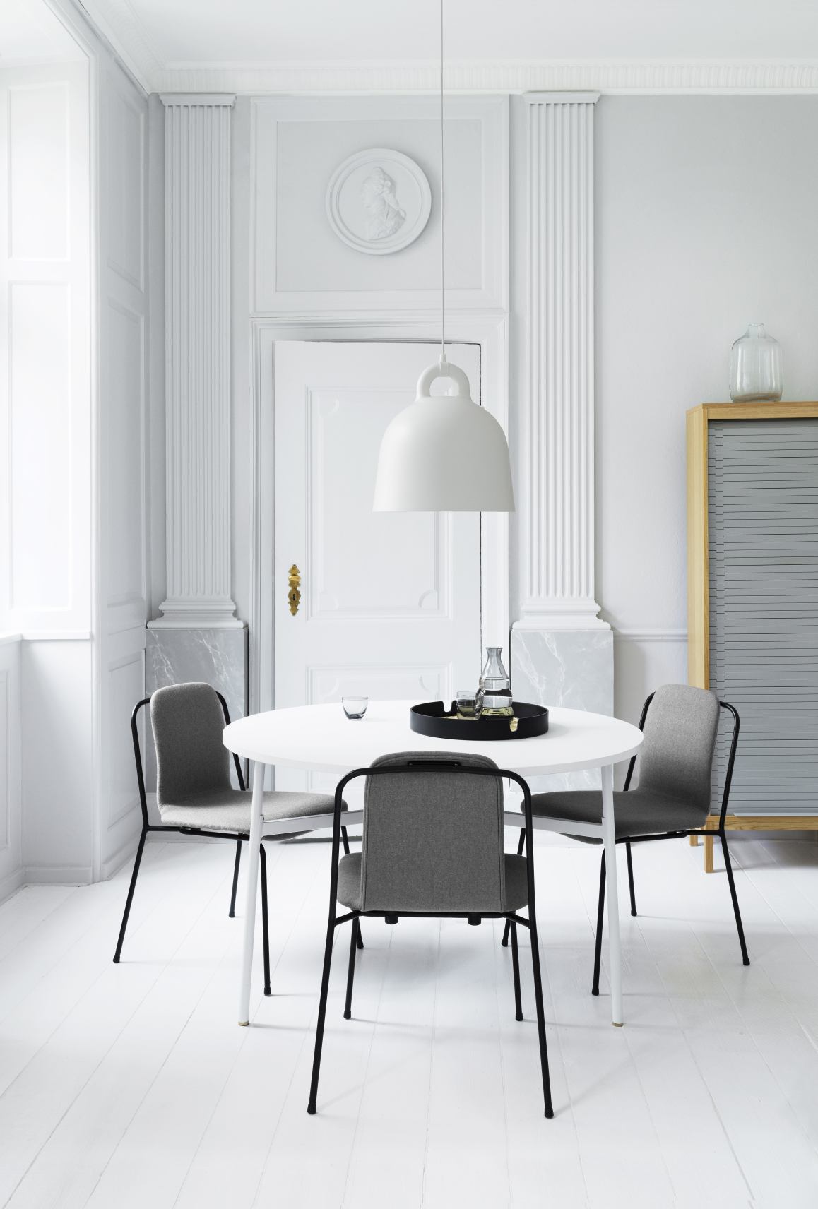 Bell Lamp Hängeleuchte Normann Copenhagen Sand Ø 35 cm