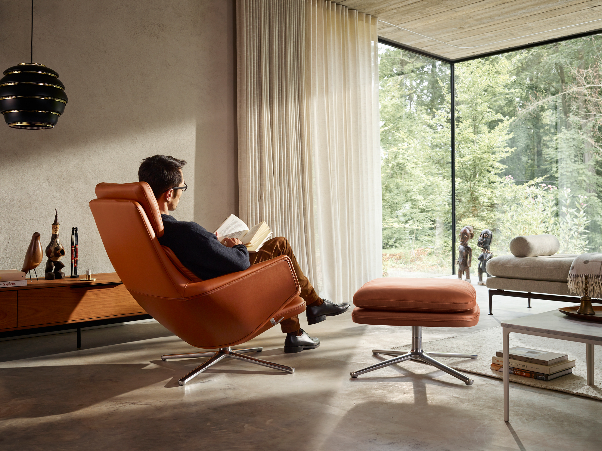 Grand Relax Sessel & Ottoman Vitra