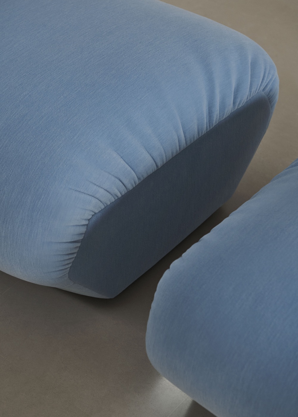 Hi Lo AV56 Pouf Hocker AndTradition