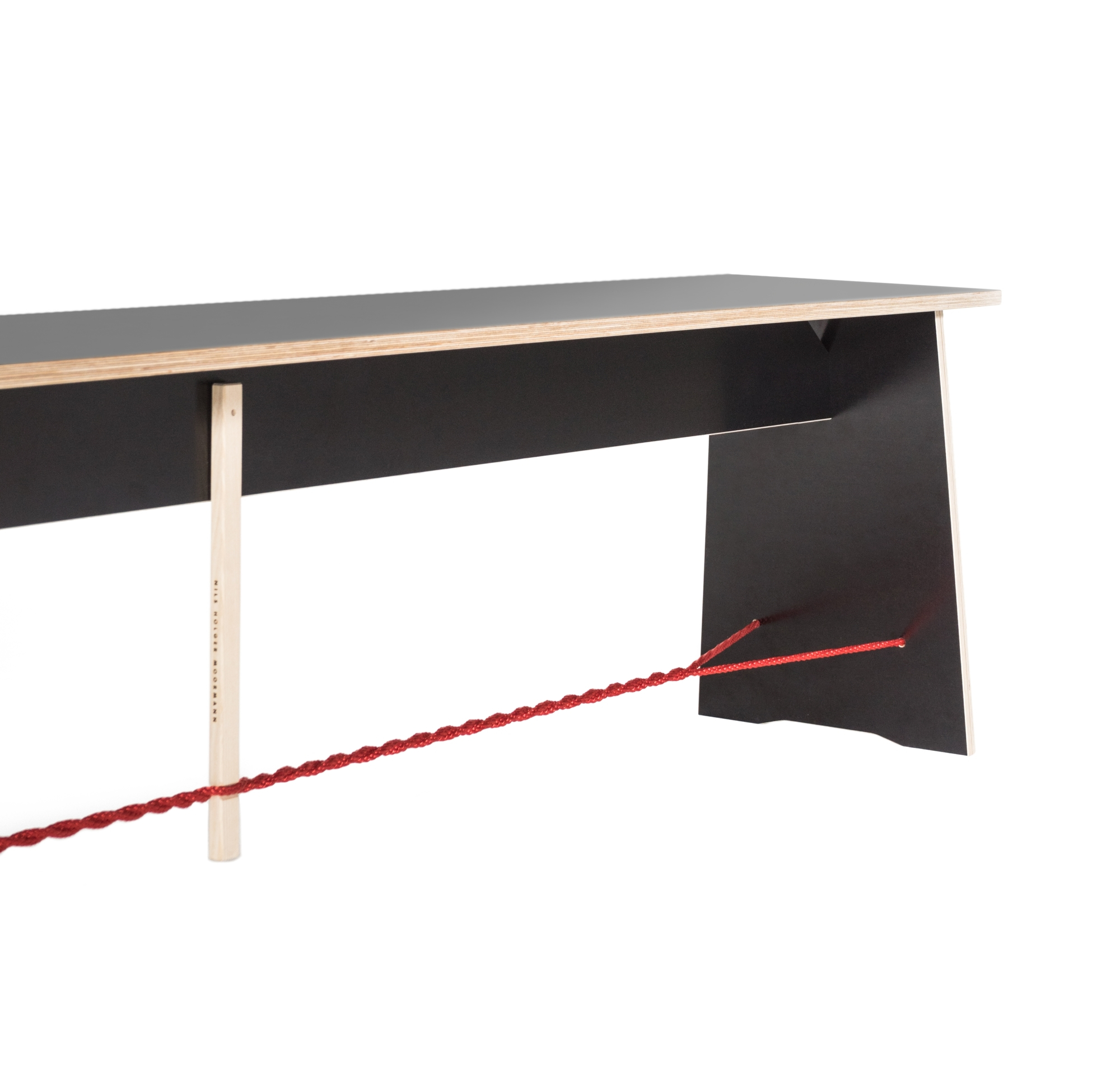 Langer Max Sitzbank 90 cm weiss Seil rot Nils Holger Moormann