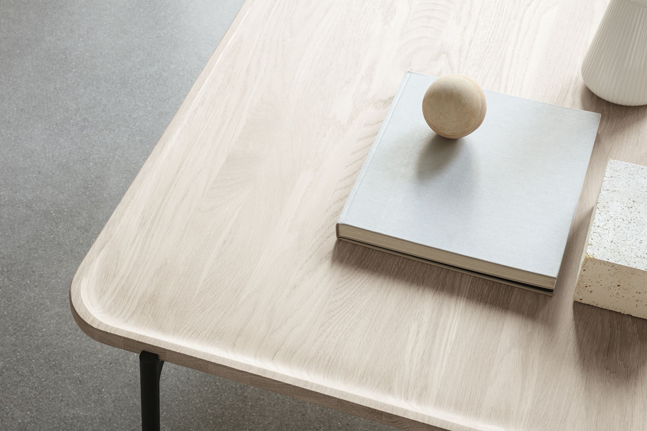 Savoye Tisch Eiche rechteckig - geräuchert B 120 x H 42 cm Eva Solo