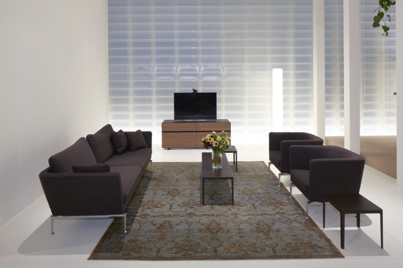 Suita Club Armchair Vitra