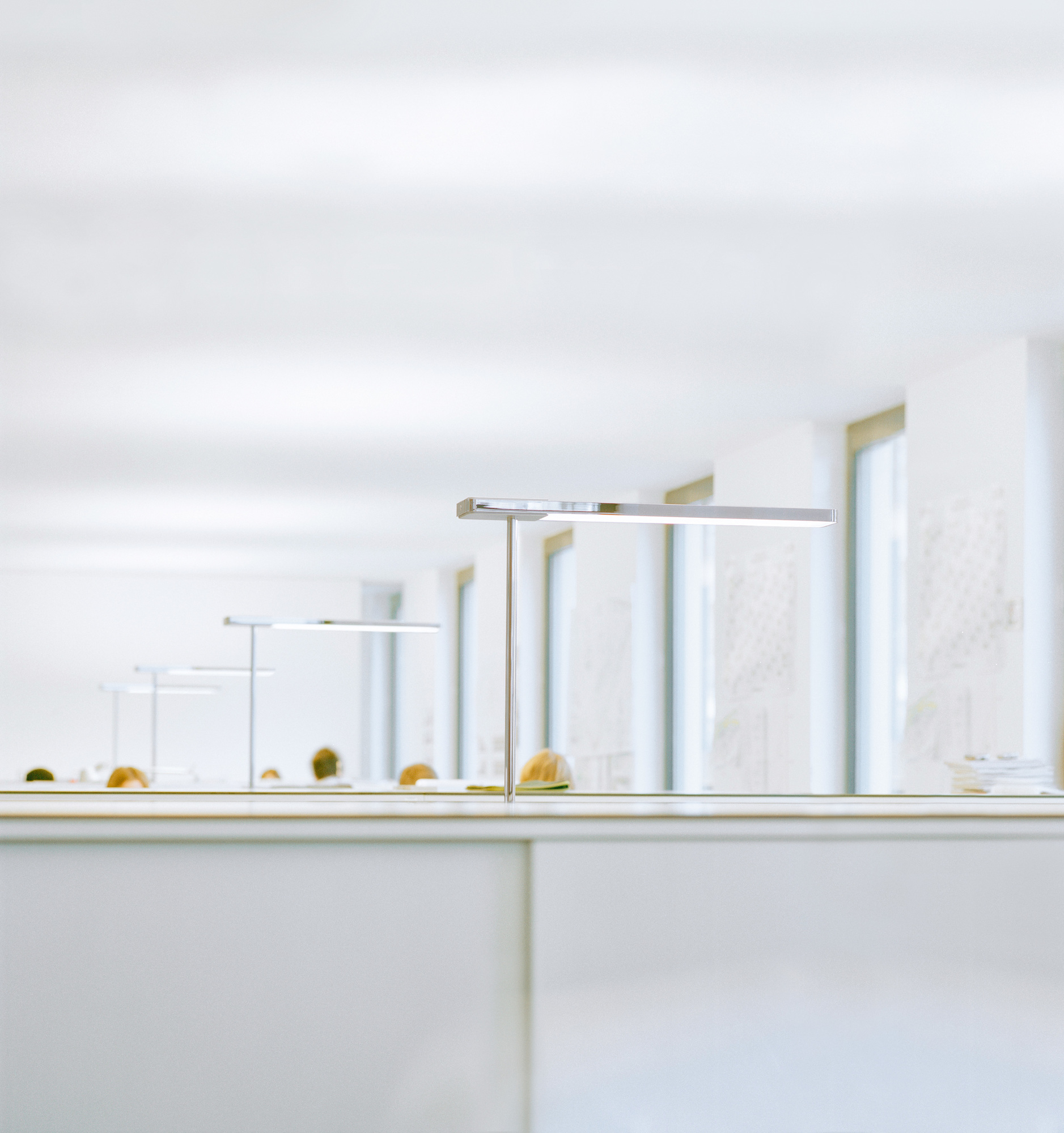 Slice² Tischleuchte mit Adapter für USM Haller Tischsysteme Serien Lighting