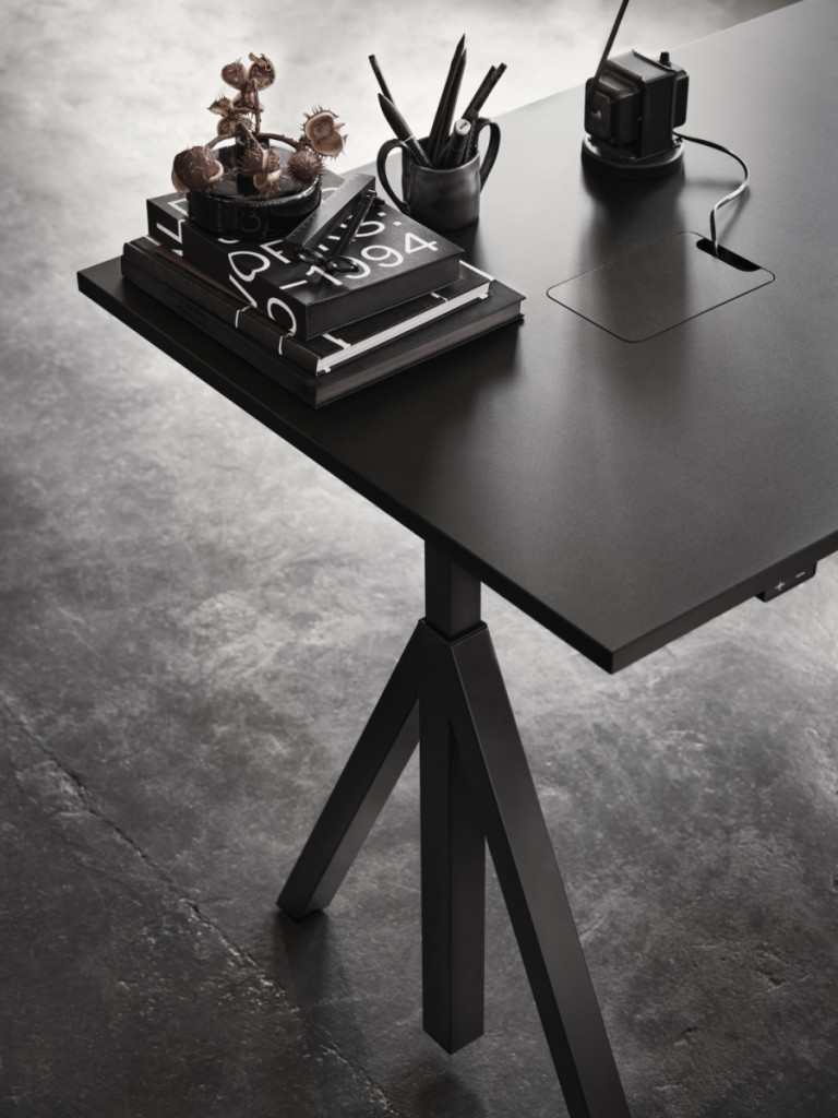 Works Schreibtisch Fix B140cm String Furniture
