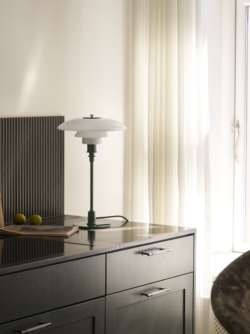PH 3/2 Table lamp Tischleuchte Glossy Louis Poulsen