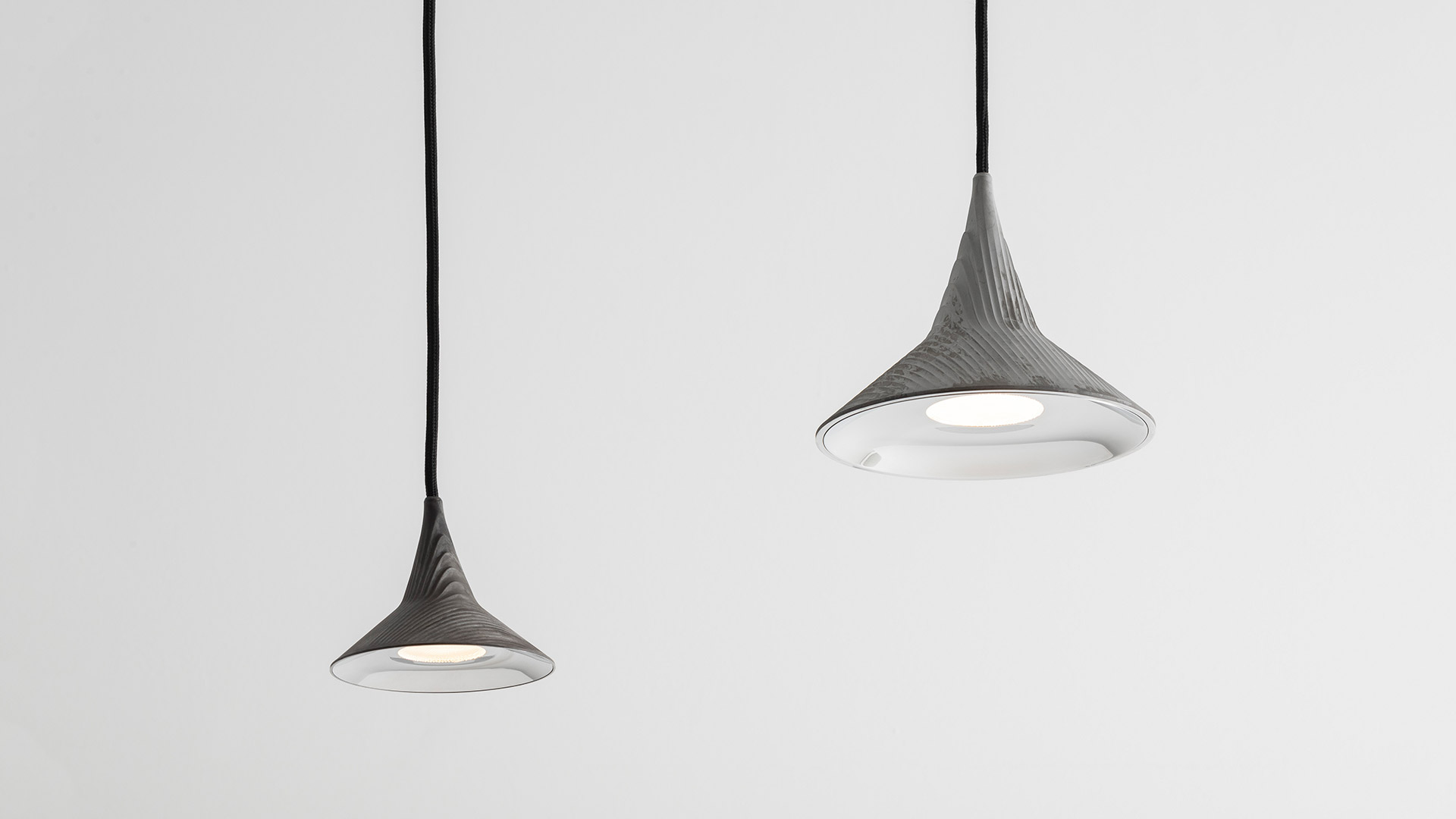 Unterlinden Chandelier Free Kronleuchter Aluminium 2700K Artemide
