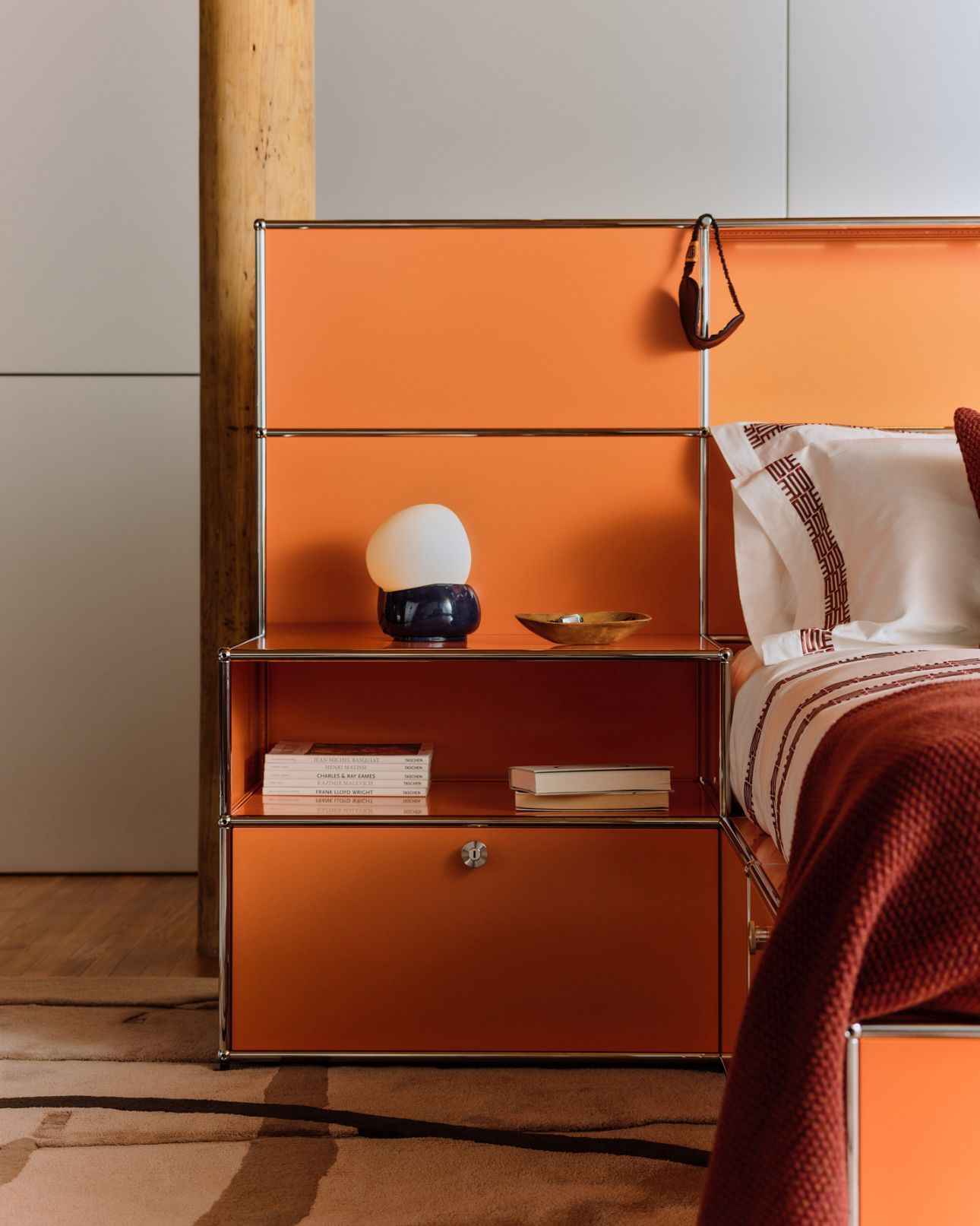 Mansa Bett USM Haller x Armando Cabral