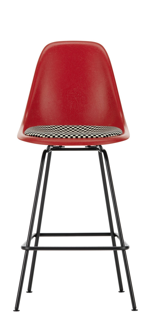 Eames Fiberglass Bar Stool Medium Barhocker mit Sitzpolster Vitra