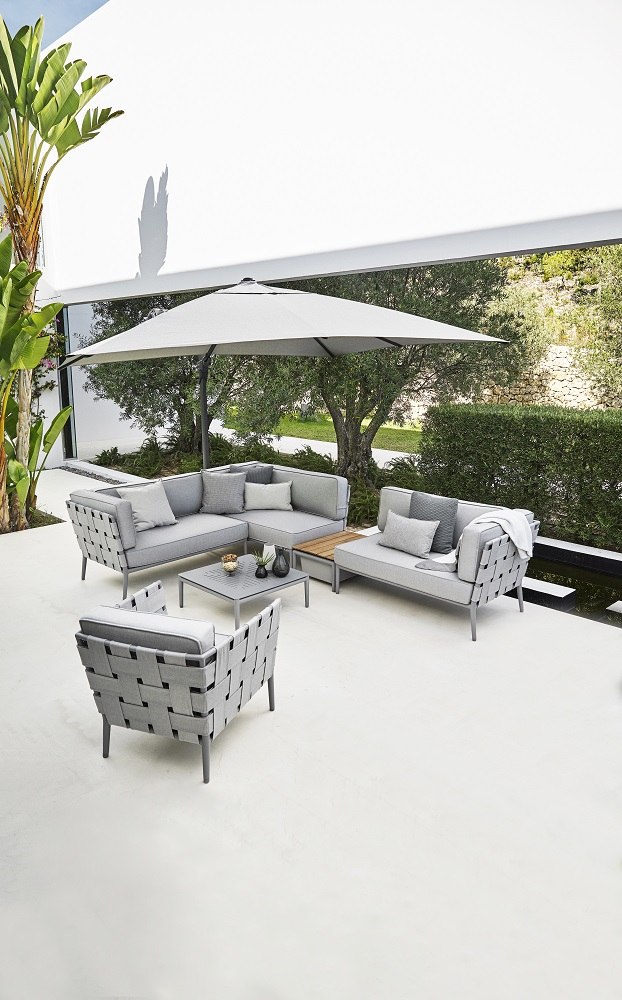 Hyde Luxe Tilt Parasol Sonnenschirm Weiß Inklusiv Fuß Cane-Line