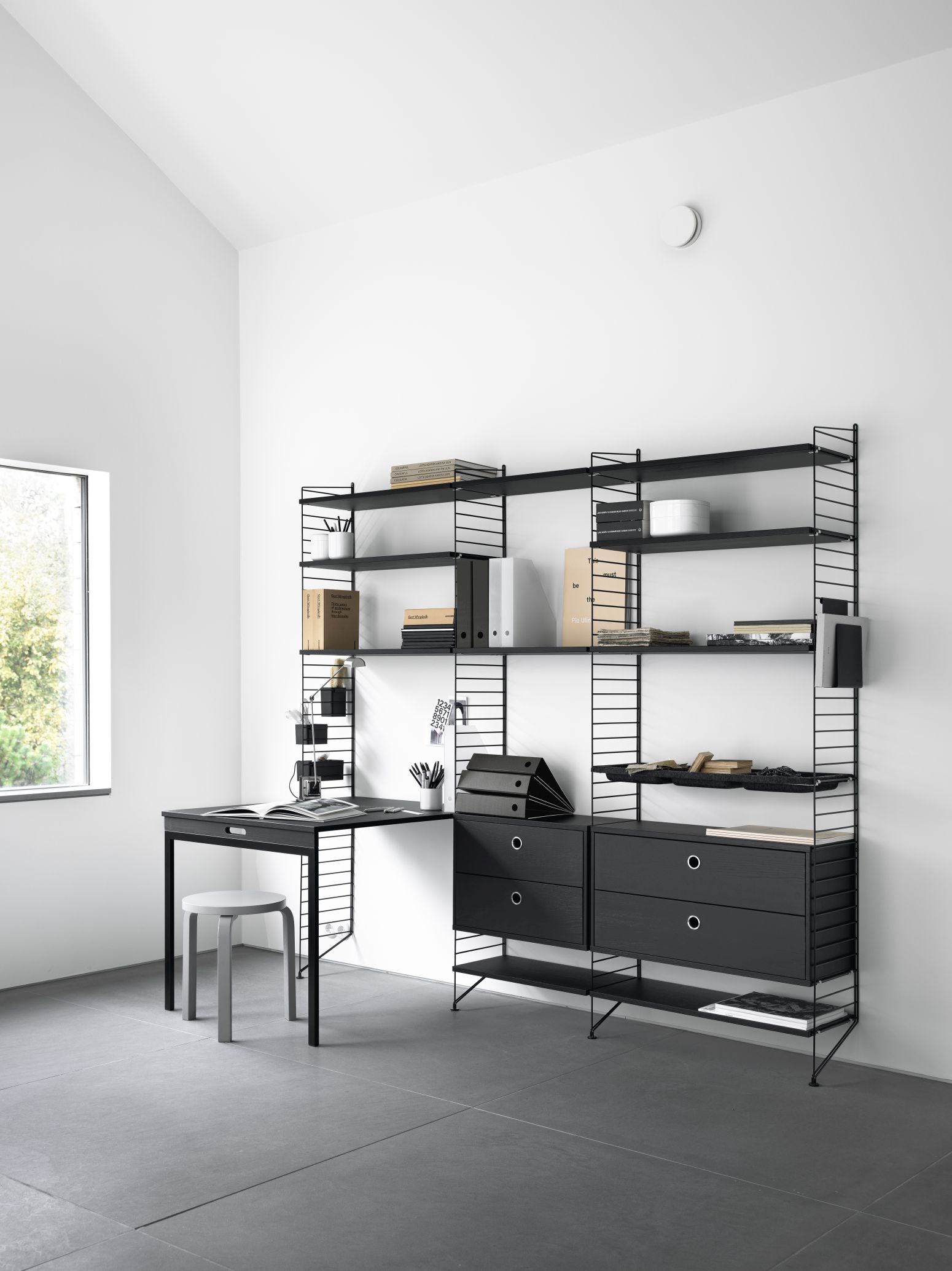 Einzelteil Bodenleiter H 200 cm String Furniture