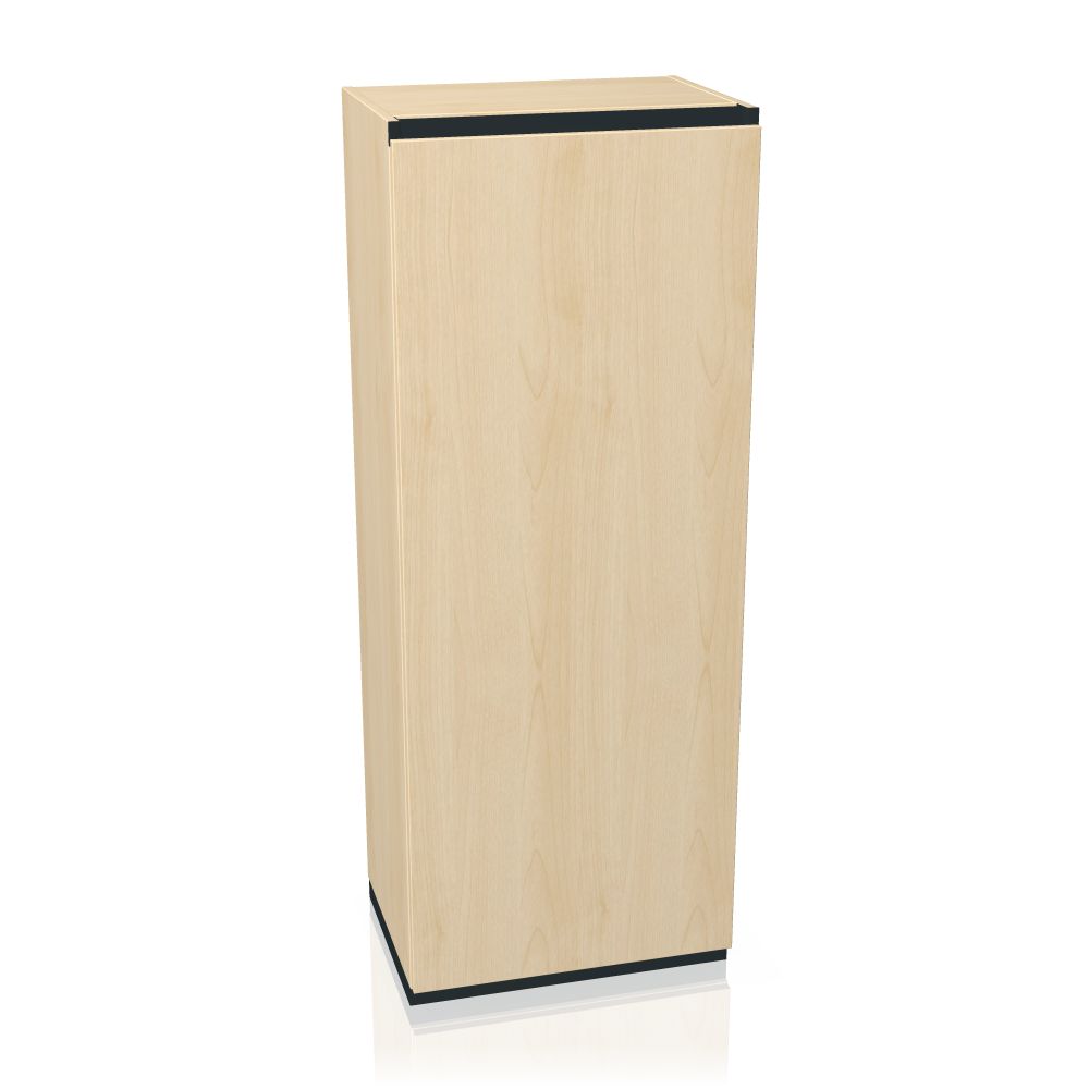 Allvia Garderobenschrank von Assmann, helles Holzdekor, Büromöbel für Büro und Arbeitszimmer.