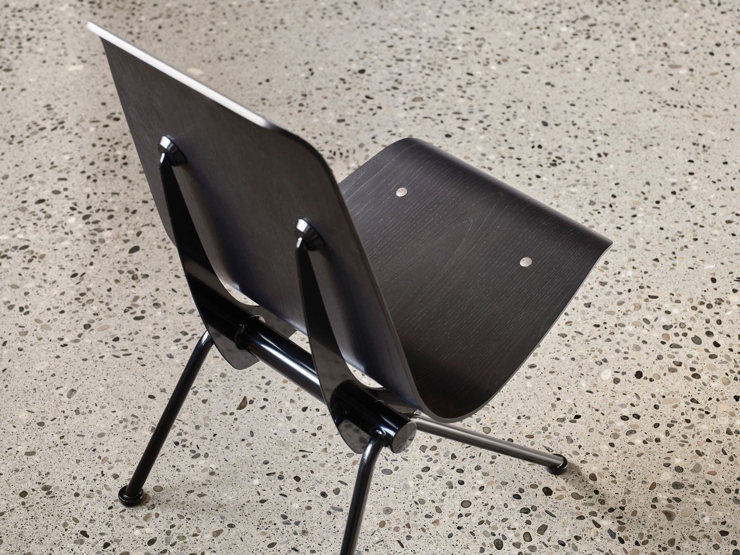 Antony Stuhl LIMITED EDITION 2026 Vitra