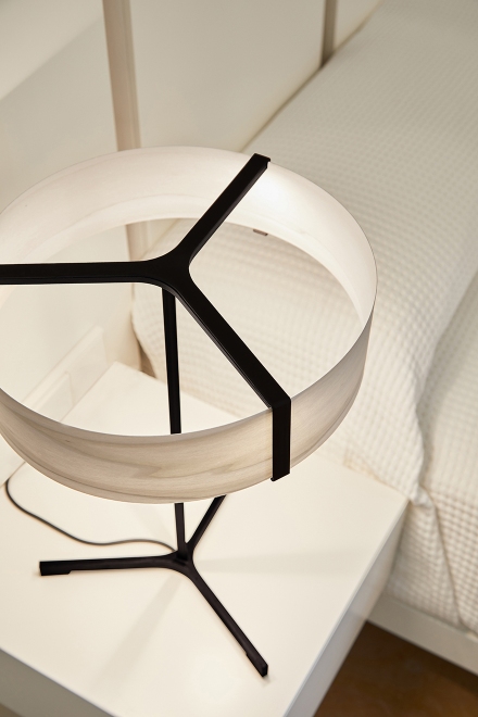 Thesis Table LED Tischleuchte LZF Lamps