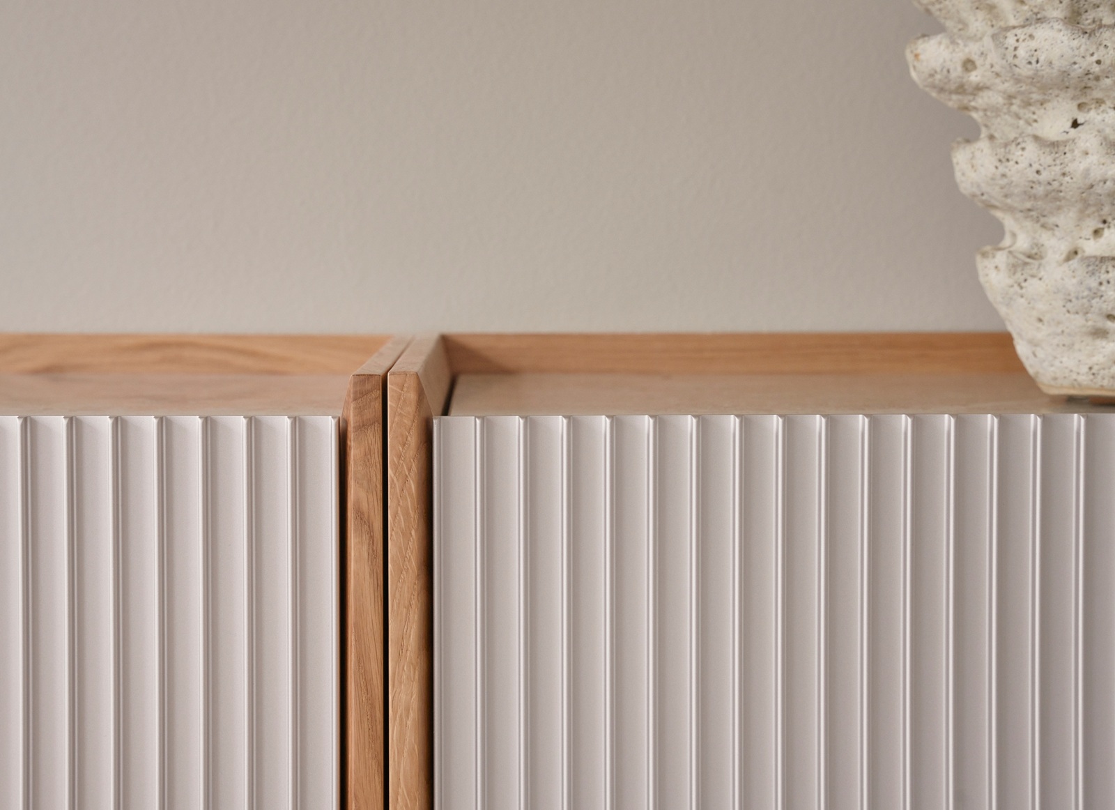 VIPP675 Cabinet System H2 Regal Vipp