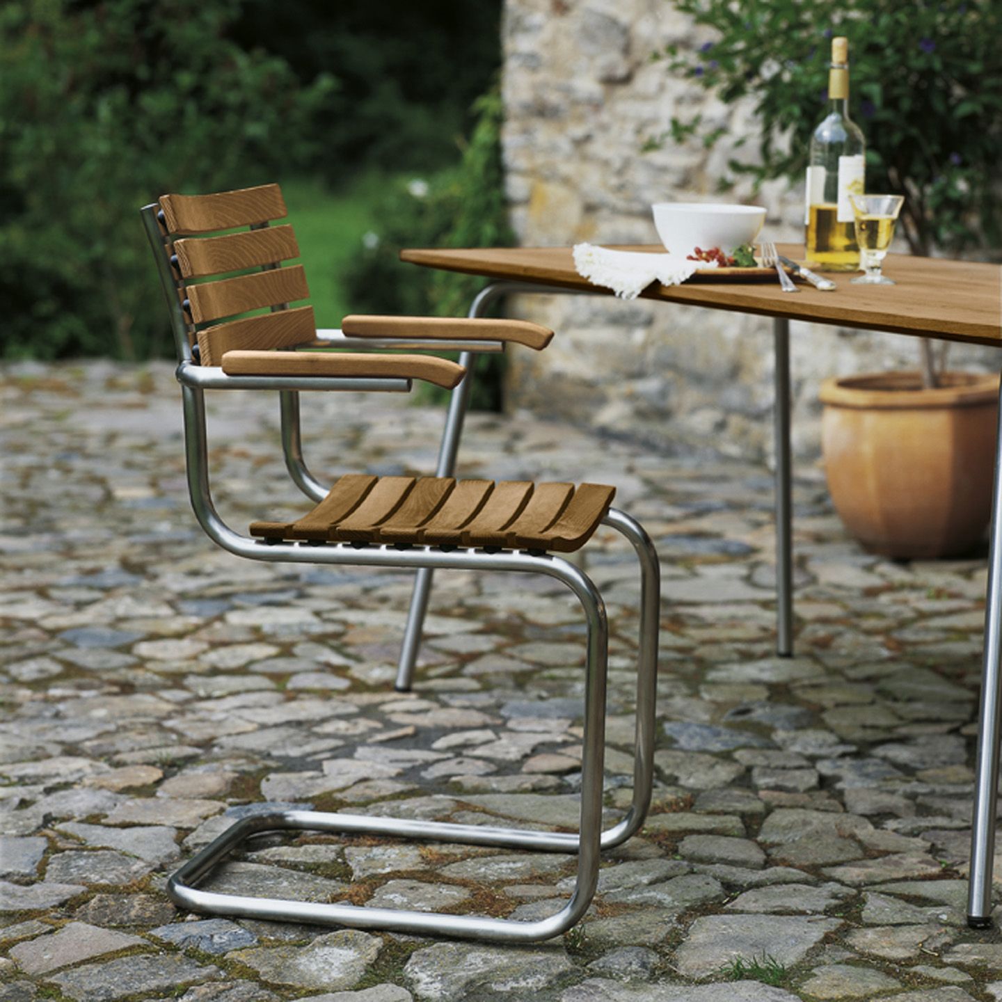 S 40 / S 40 F Gartenstuhl Freischwinger Thonet
